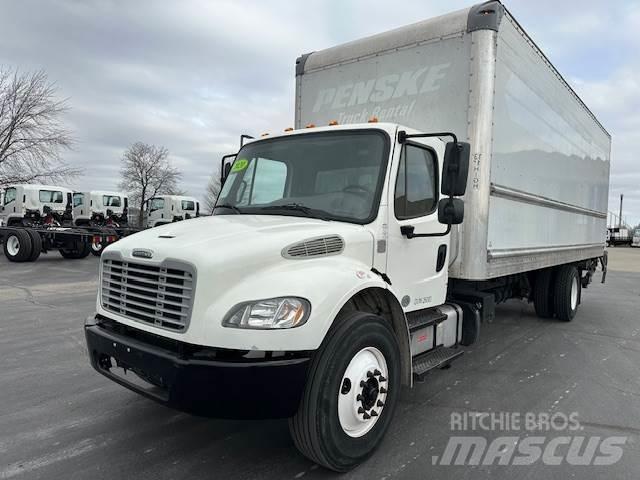 Freightliner M2106 Фургони