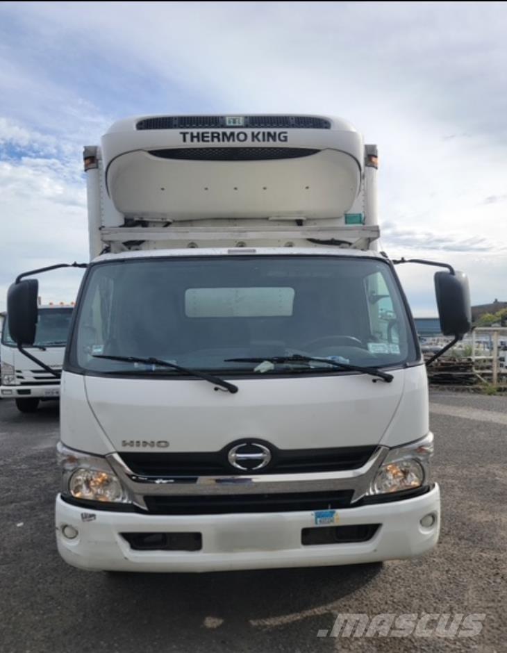 Hino 195 Фургони