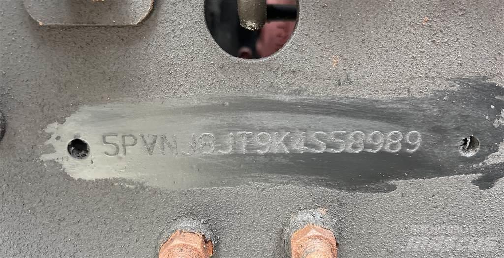 Hino 268 Фургони