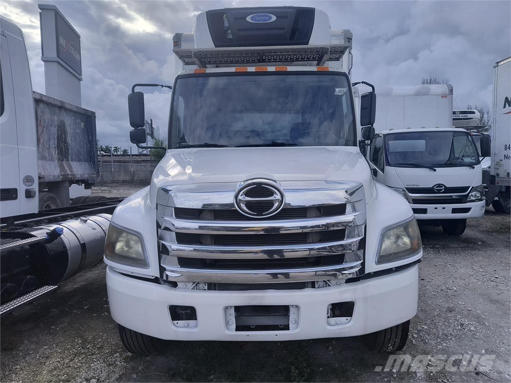 Hino 268 Фургони