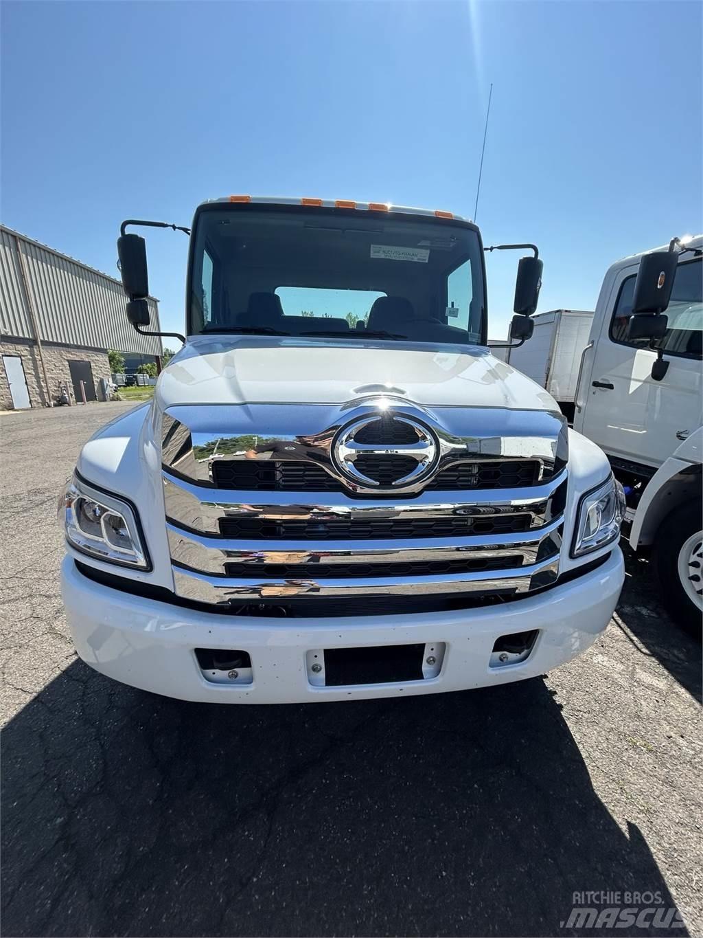 Hino L6 Шасі з кабіною