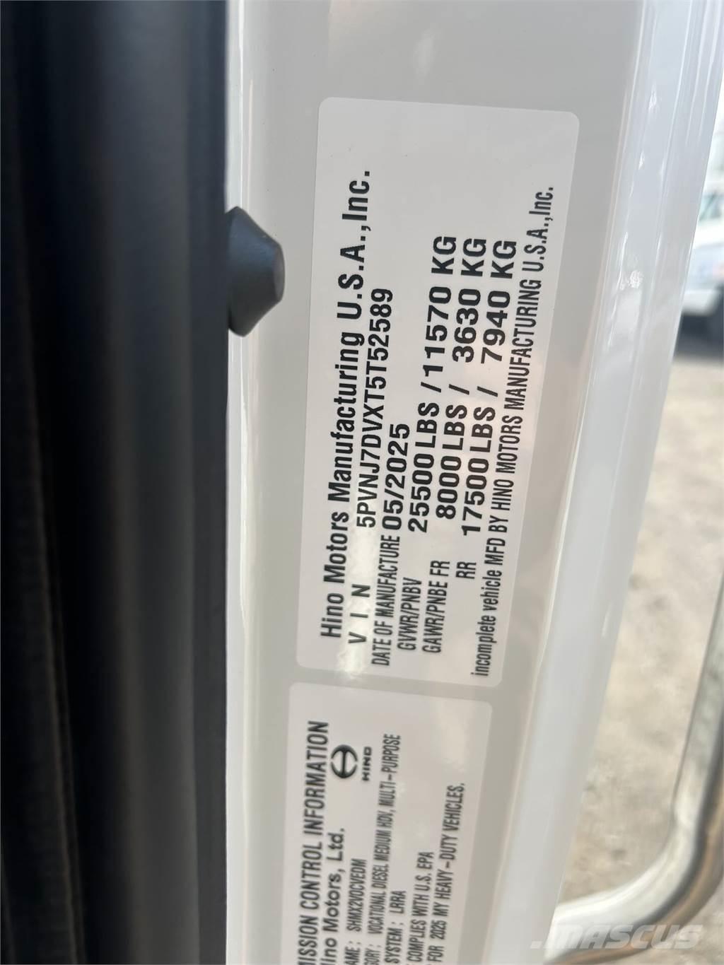 Hino L6 Шасі з кабіною