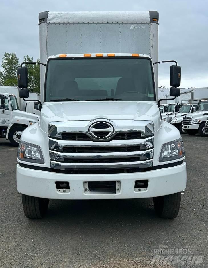 Hino L6 Фургони