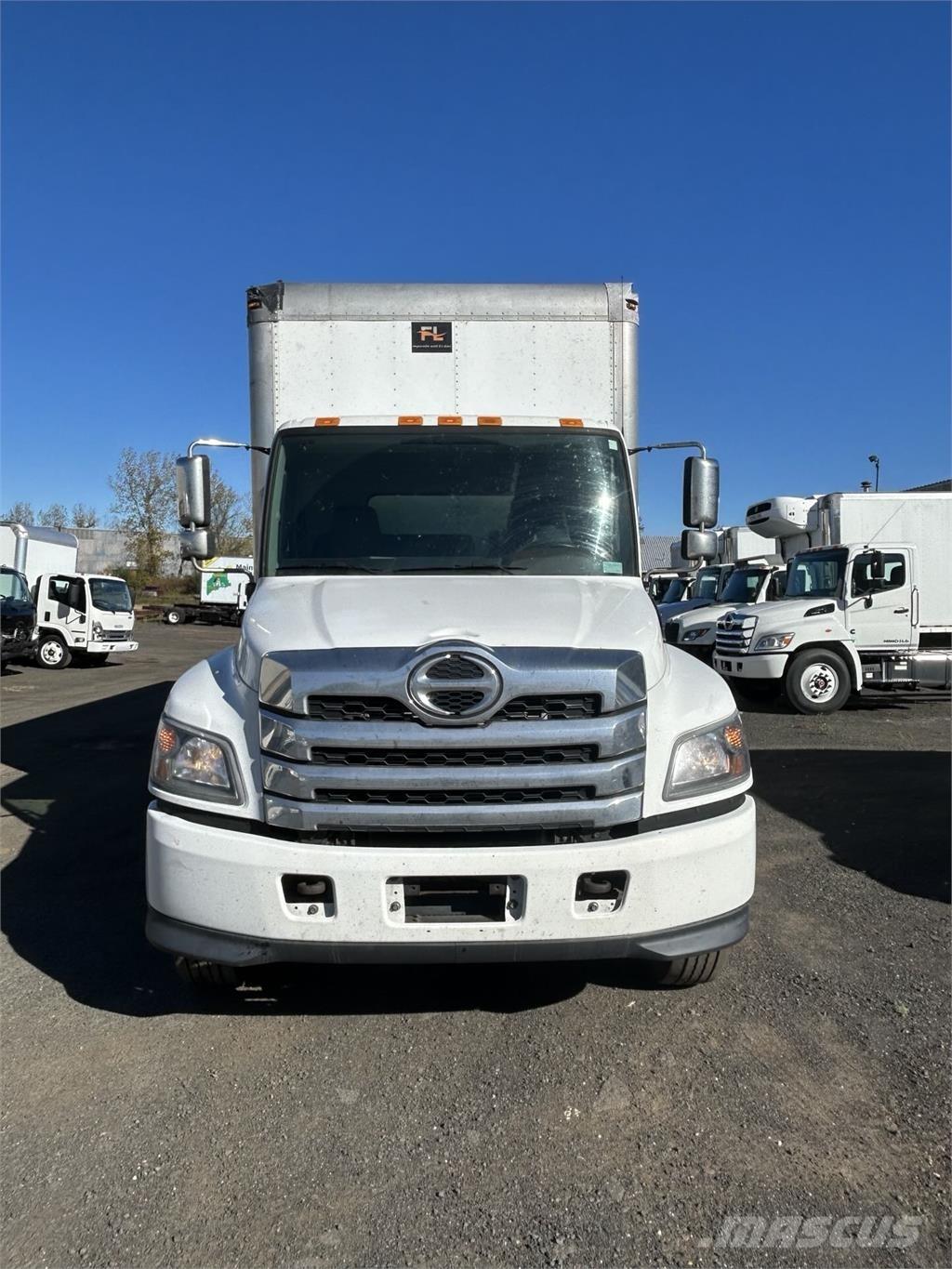 Hino L6 Фургони
