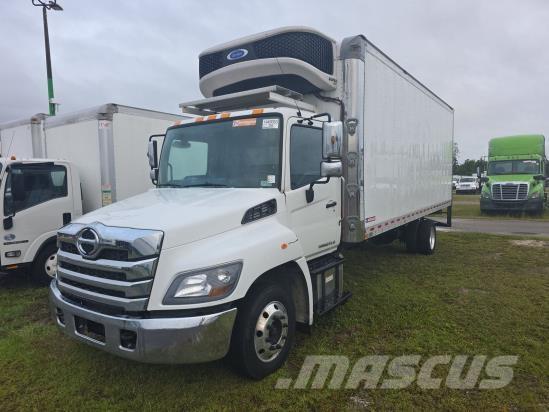 Hino L6 Фургони