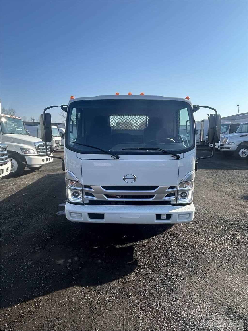 Hino S5 Вантажівки / спеціальні