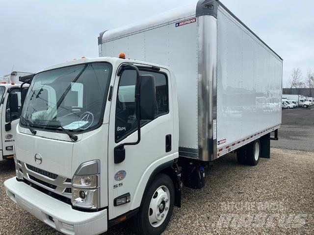 Hino S5 Фургони