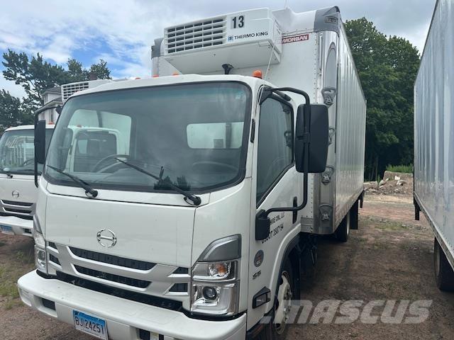 Hino S5 Фургони