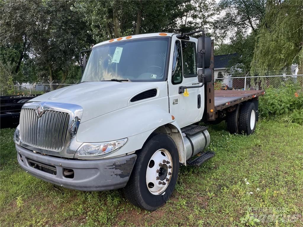 International 4300 Вантажівки / спеціальні