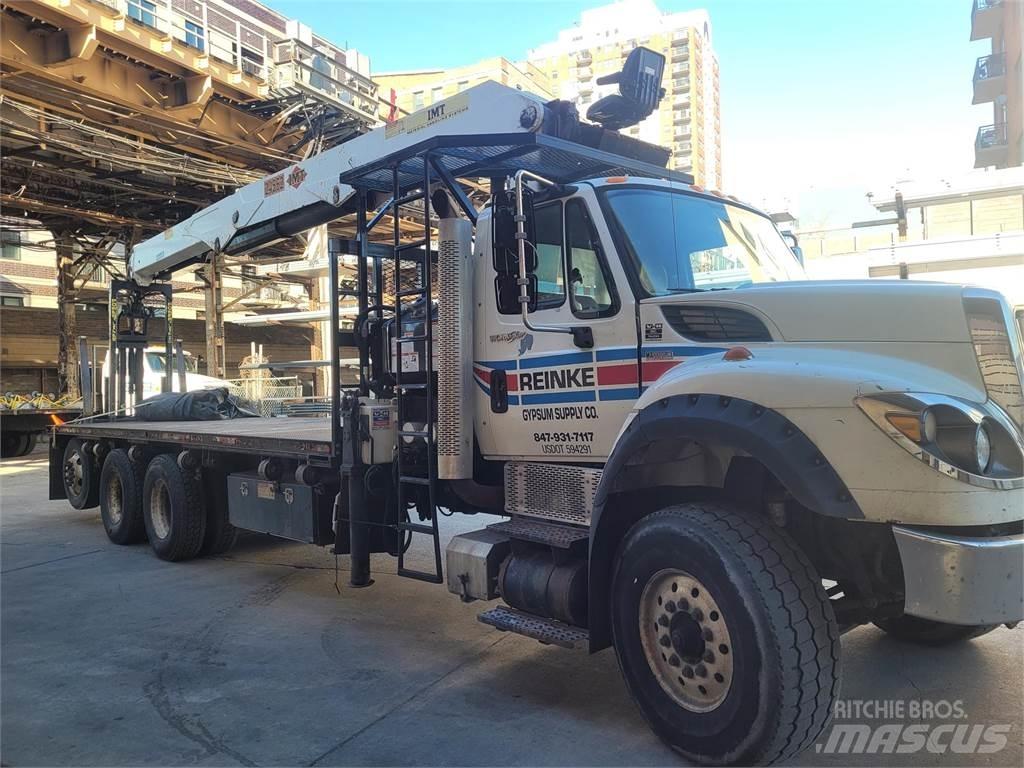 International 7600 Вантажівки / спеціальні