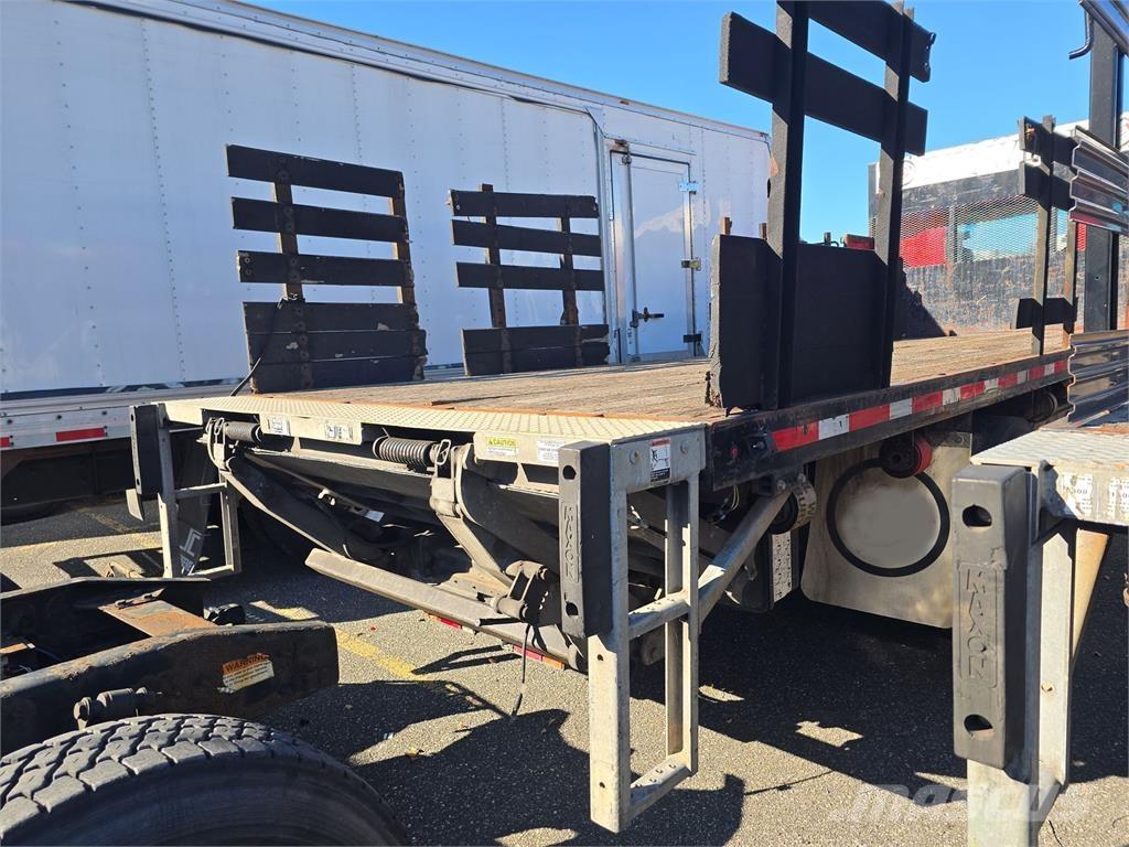 Isuzu FTR Вантажівки / спеціальні