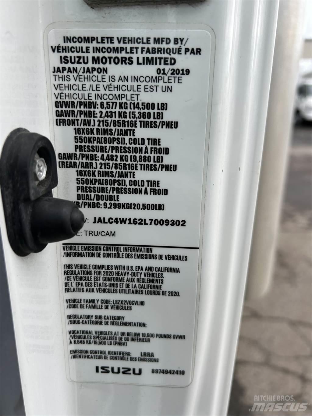 Isuzu NPR Фургони
