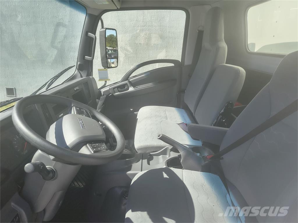 Isuzu NPR-3Y354 Фургони