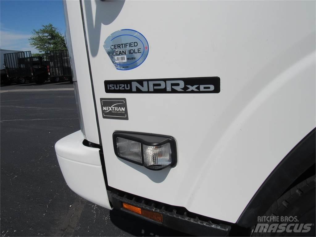 Isuzu NPR DIESEL Фургони