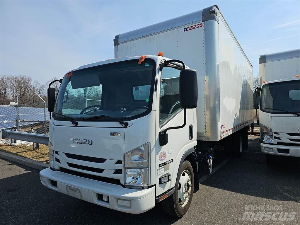 Isuzu NRR Фургони