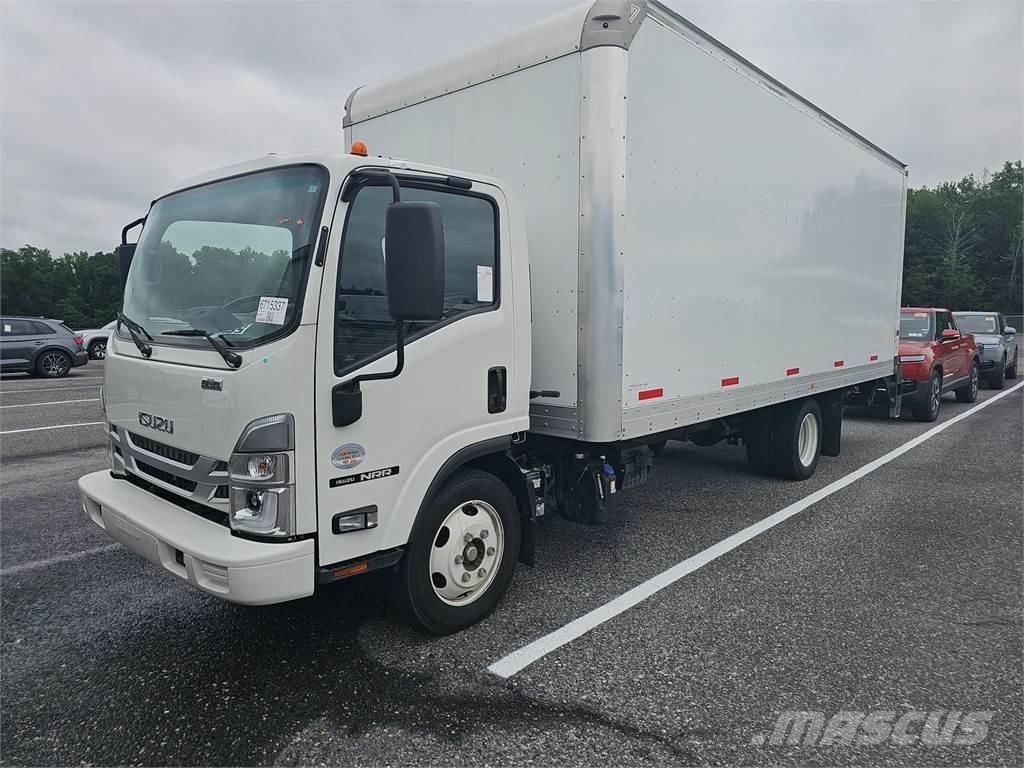 Isuzu NRR Фургони