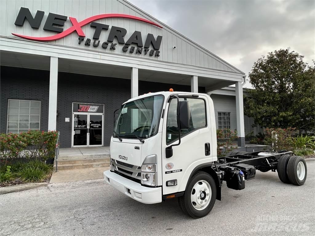 Isuzu NRR-3U454 Шасі з кабіною