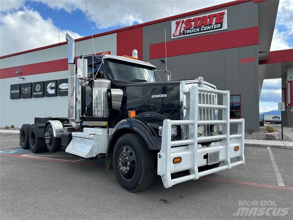 Kenworth CONSTRUCTION Тягачі