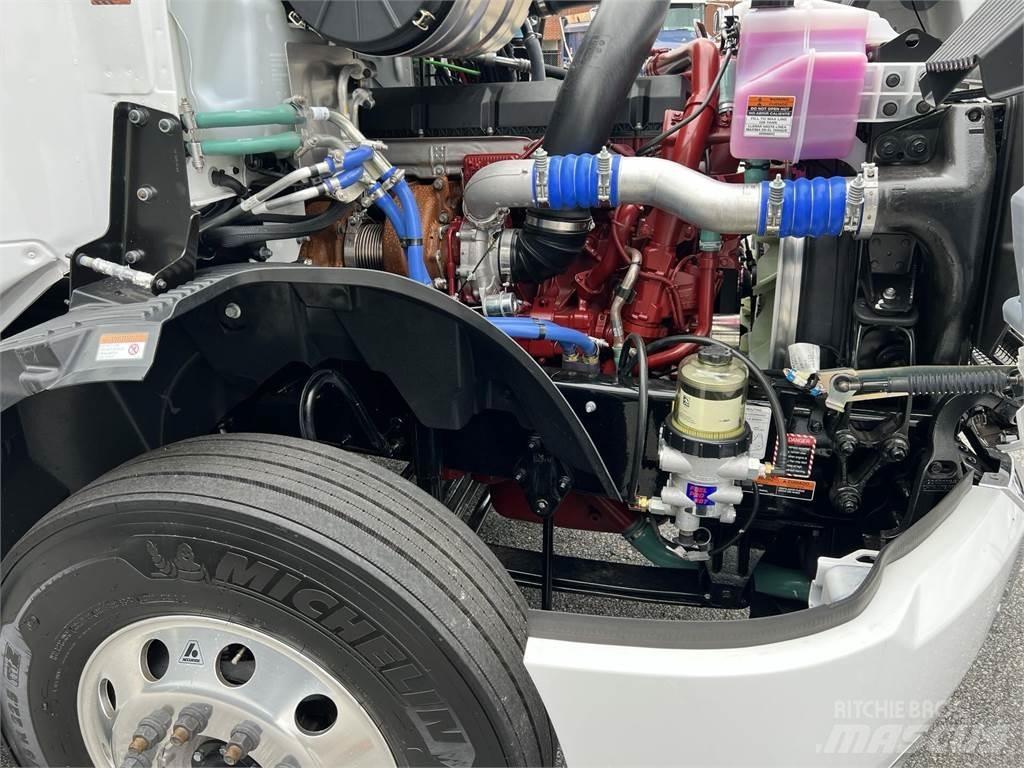 Mack AN64T Тягачі