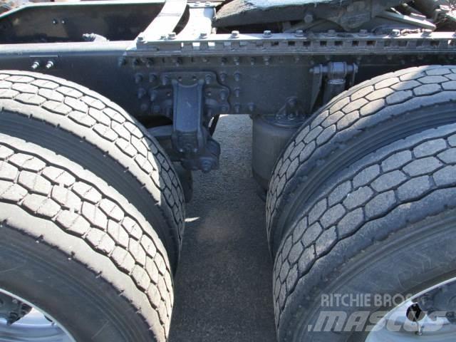 Mack AN64T Тягачі