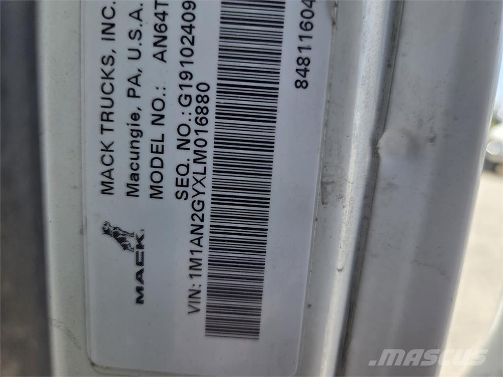 Mack AN64T Тягачі