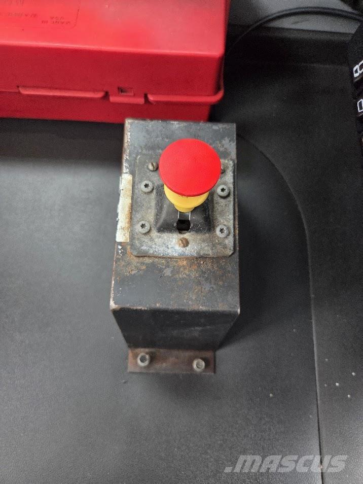 Mack AN64T Тягачі