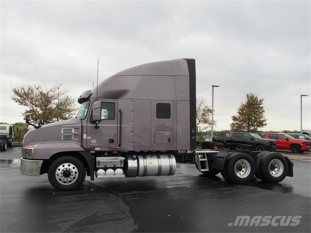 Mack AN64T Тягачі