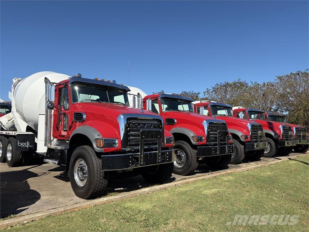 Mack GR64FR Бетономішалки (Автобетонозмішувачі)