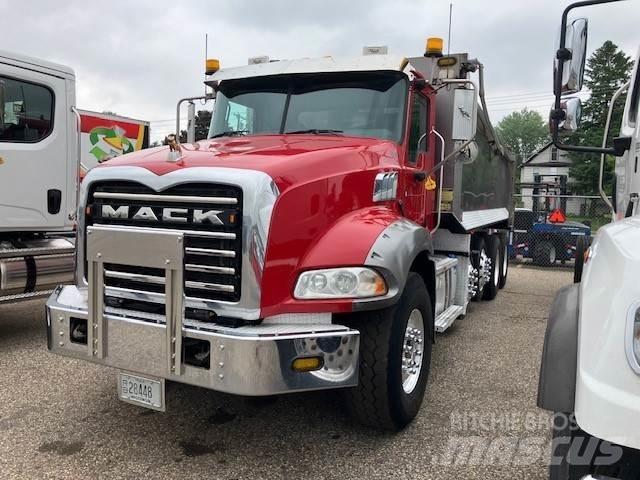 Mack GU800 Шасі з кабіною