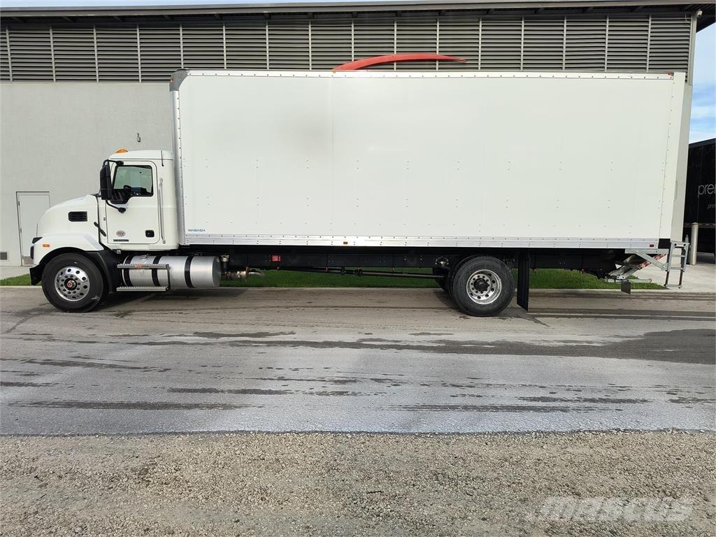 Mack MD6 42R Фургони