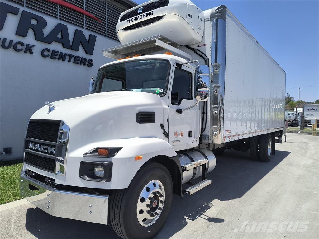 Mack MD6 42R Фургони