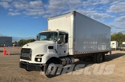 Mack MD642 Фургони