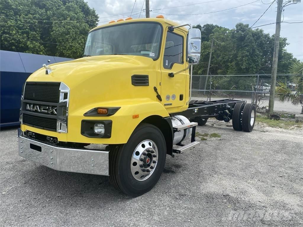 Mack MD7 42R Лісозаготівельна техніка - Інші