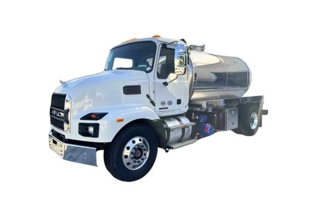Mack MD7 42R Вантажівки / спеціальні