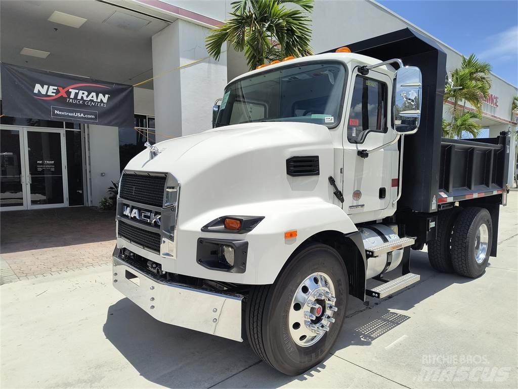 Mack MD7 42R Шасі з кабіною