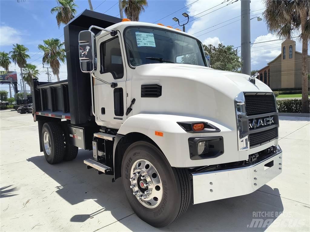 Mack MD7 42R Шасі з кабіною
