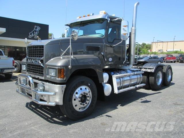 Mack PI64T Тягачі