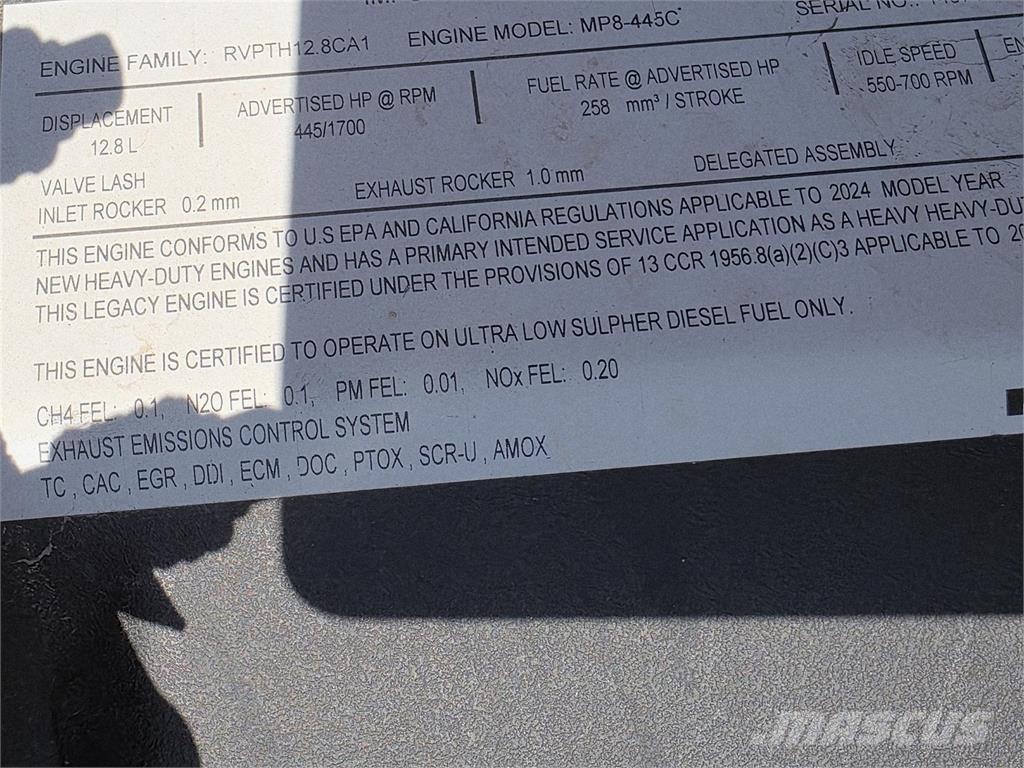 Mack PI64T Тягачі