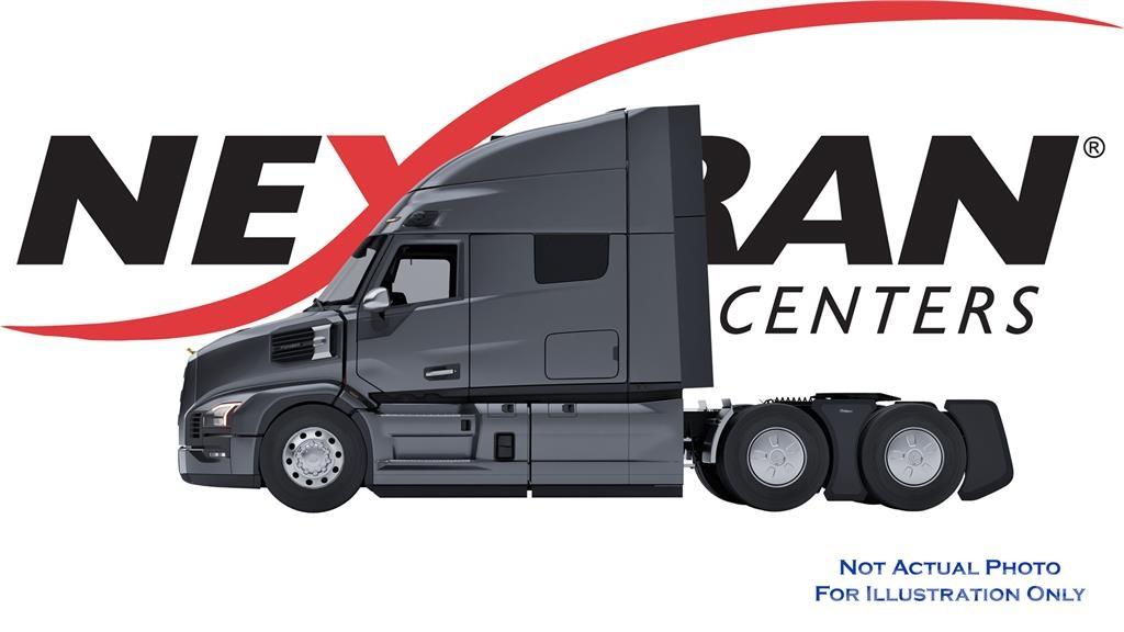 Mack PR64T Тягачі