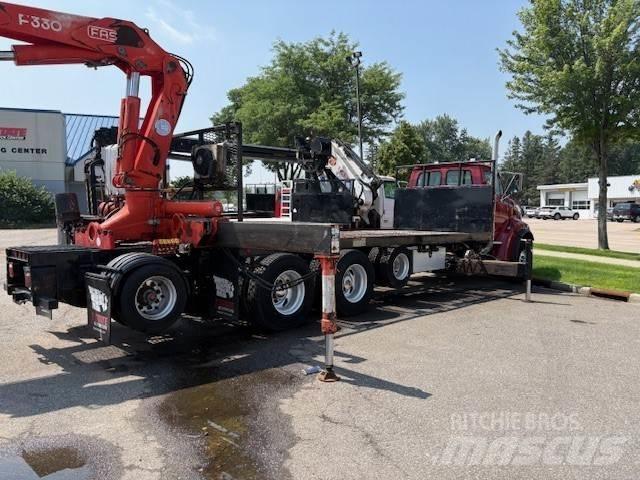 Sterling TRUCK LT9522 Тягачі