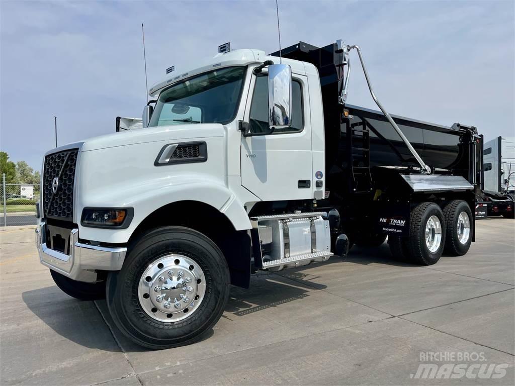 Volvo VHD64F300 Самоскиди