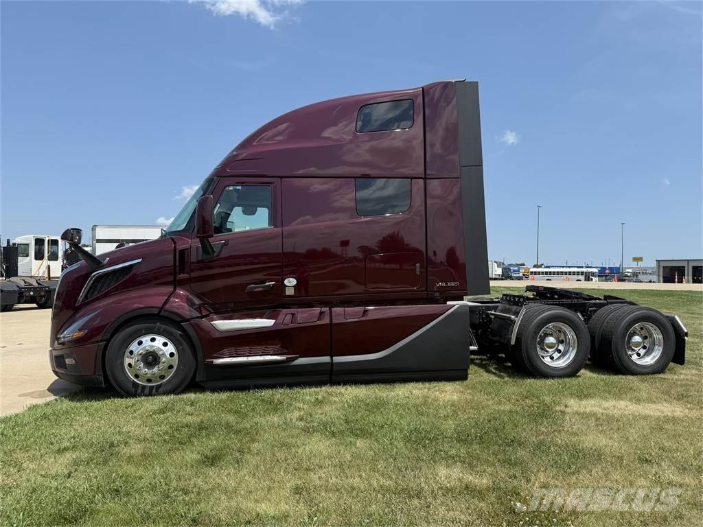 Volvo VNL 860 Тягачі