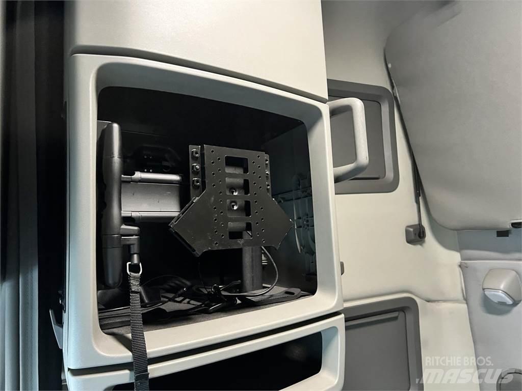 Volvo VNL64T760 Тягачі