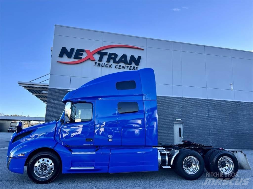 Volvo VNL64T760 Тягачі