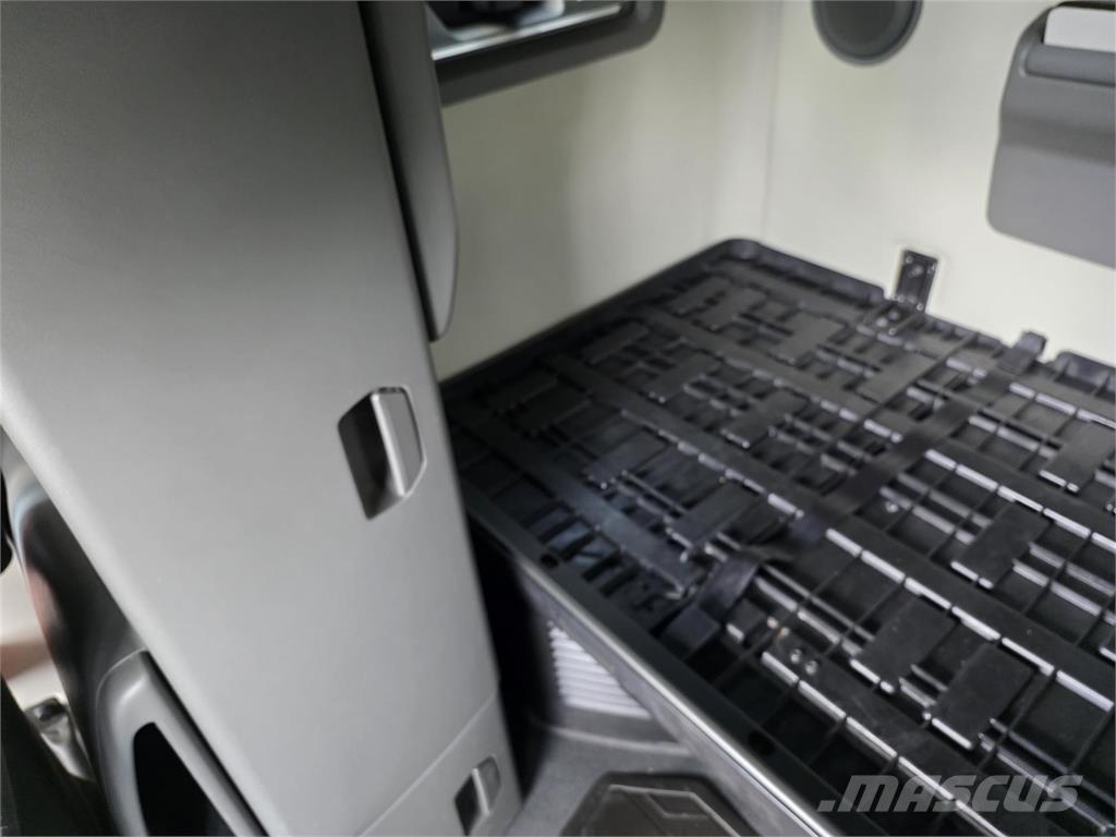 Volvo VNL64T760 Тягачі