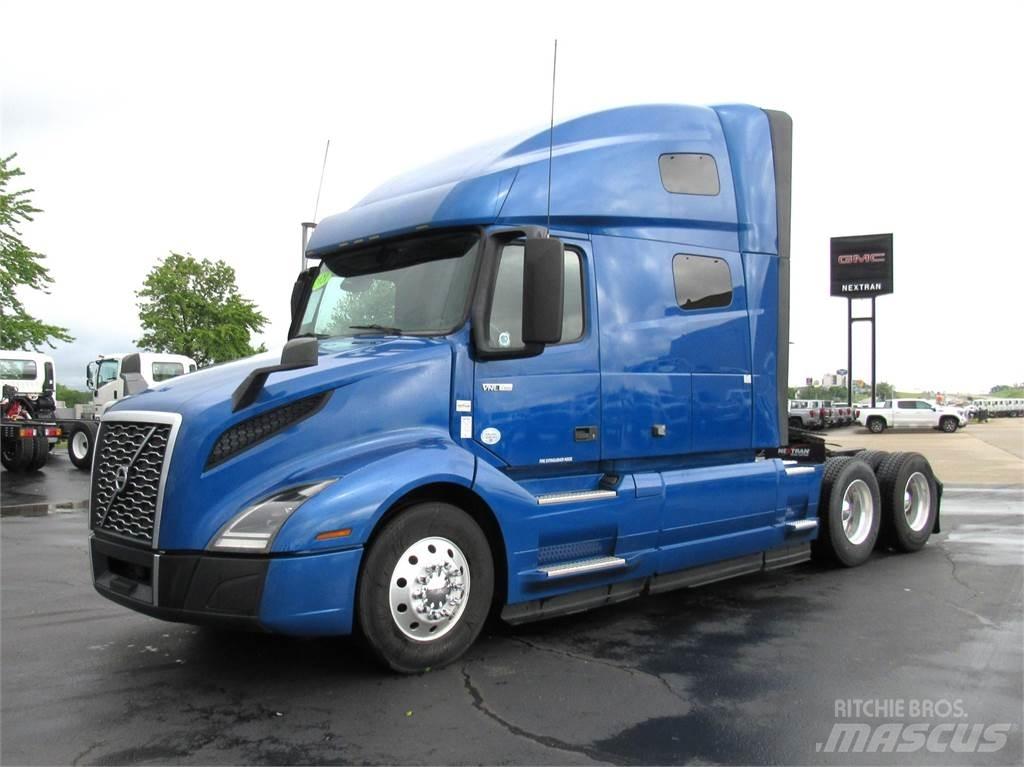 Volvo VNL64T760 Тягачі