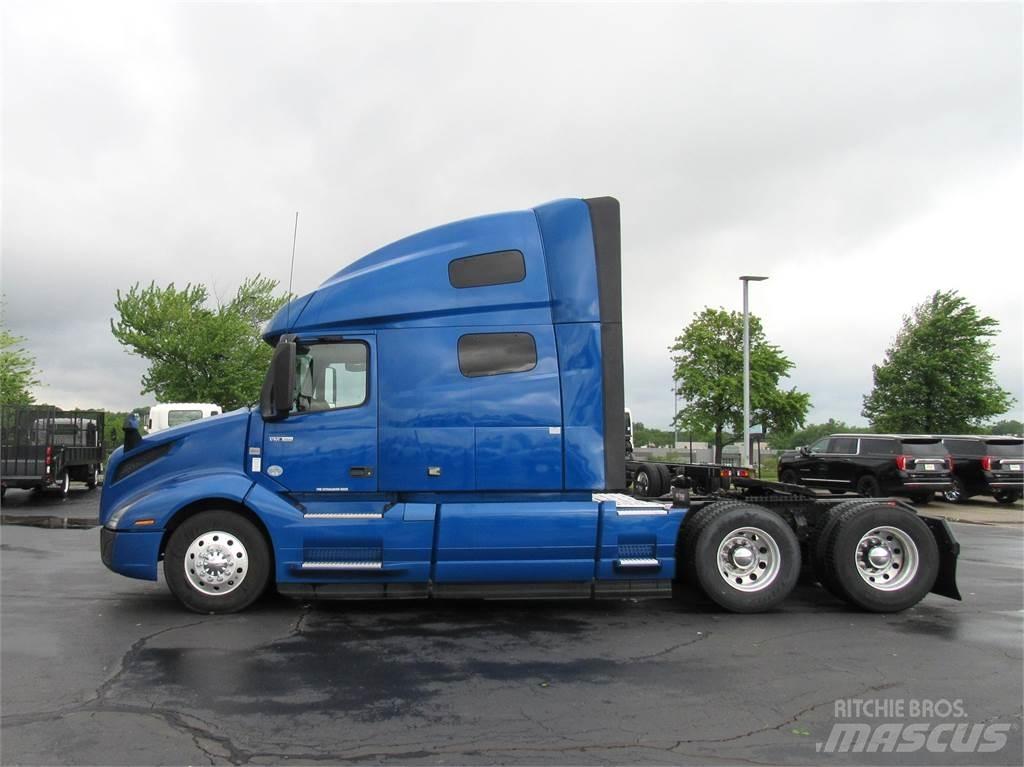 Volvo VNL64T760 Тягачі