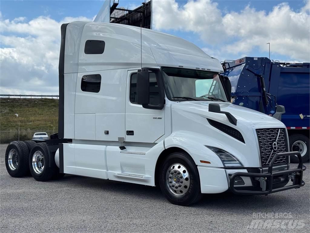 Volvo VNL64T760 Тягачі