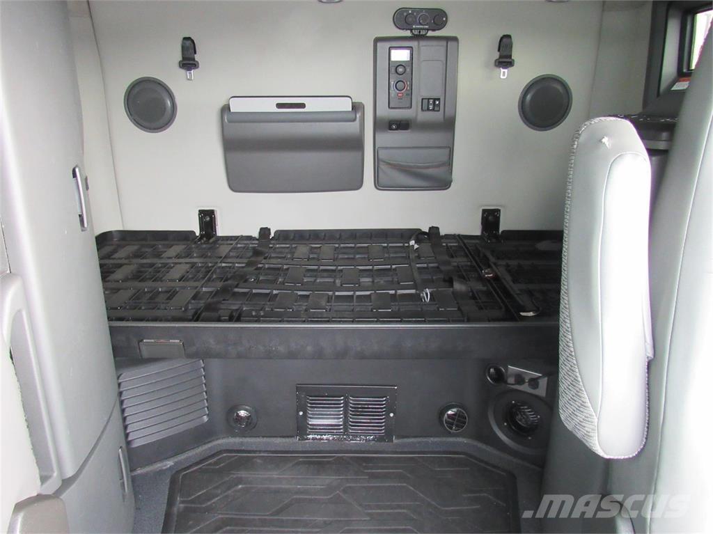 Volvo VNL64T760 Тягачі