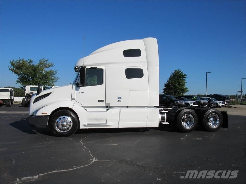 Volvo VNL64T760 Тягачі